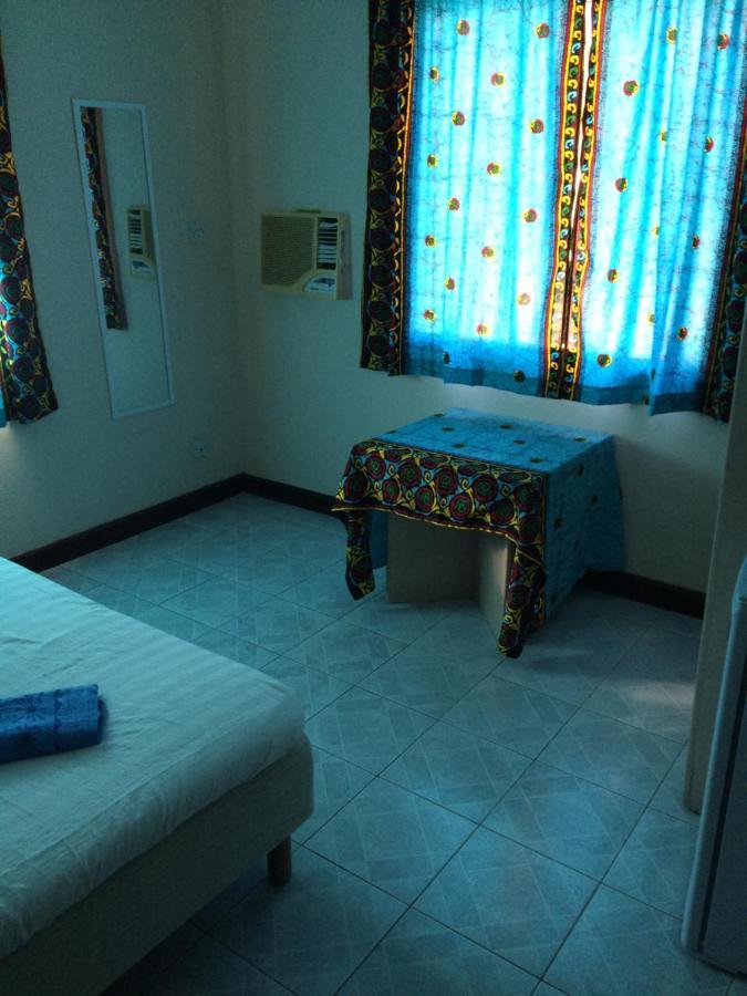 Anns Guesthouse Bakaugambia Exterior foto